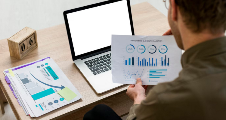 Analytics and Insights for Data-Driven Decisions