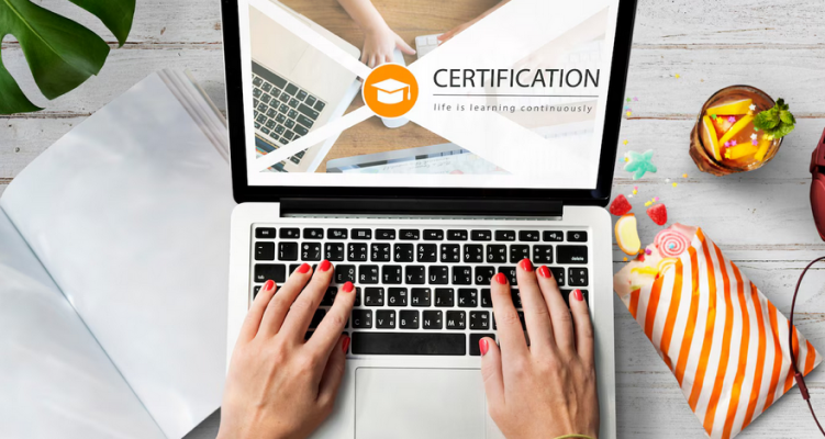 Check for HubSpot Certifications and Experience