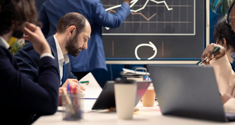 Customized-Strategy-Development