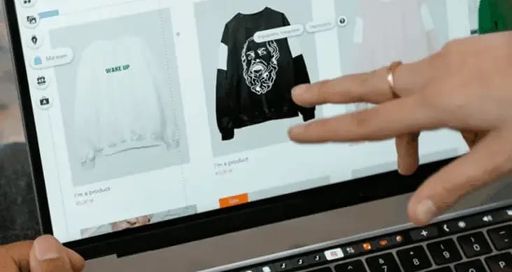 Improving-User-Experience-1 1 (1) 1 (1) (1)