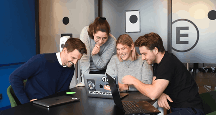 The-Perks-of-Selecting-HubSpot-Website-Design-Agency-1 1 (1)