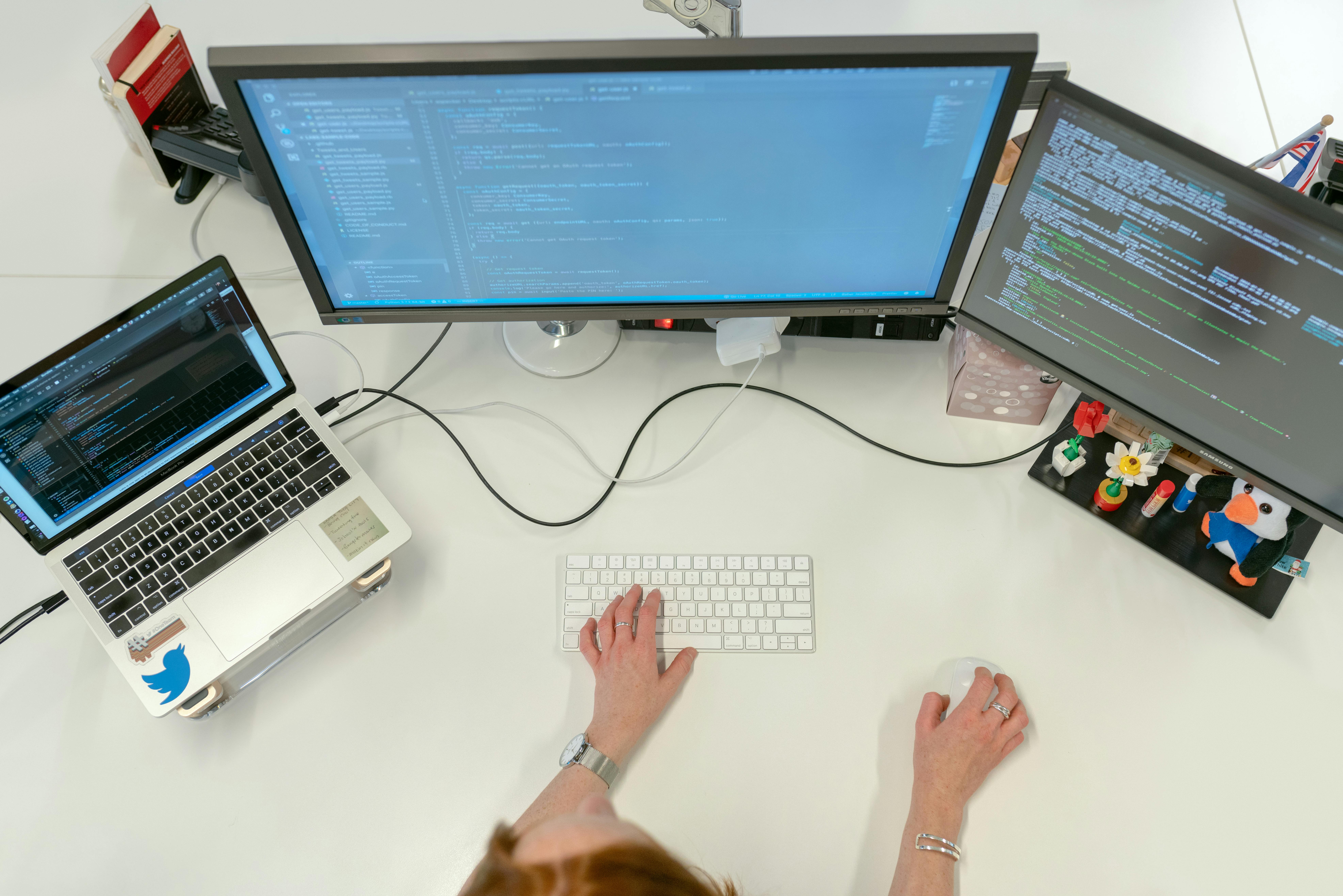 Why Hire a Shopify Developer